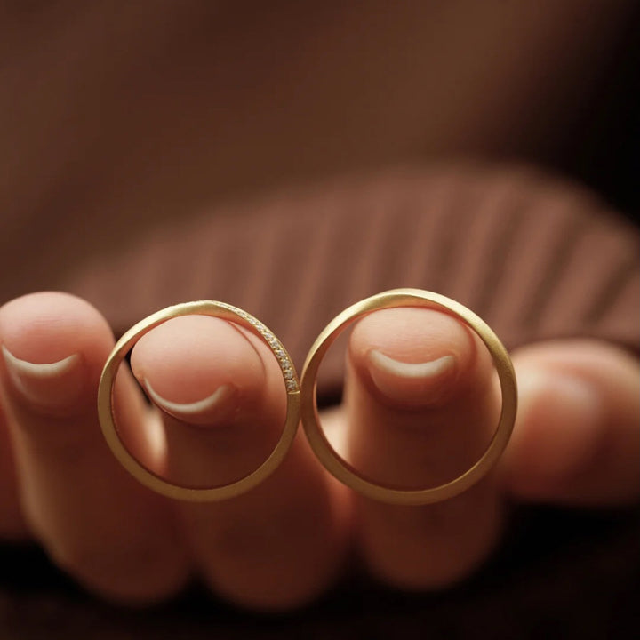 Sterling Silver Möbius Ring Zirconia Ring