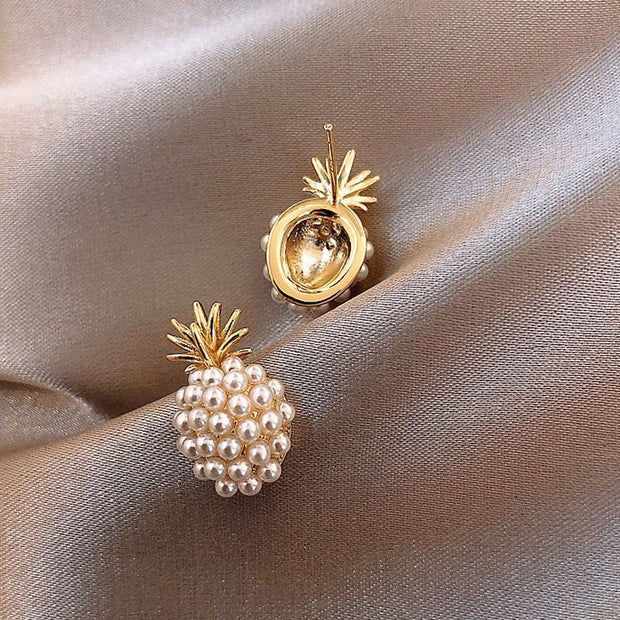 Pineapple pearl earrings