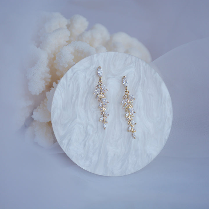 18K Gold Leaf Drop Earrings