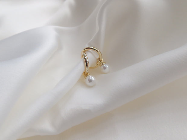 Natural Pearl Earrings in Sterling Silver with Gold Plating
