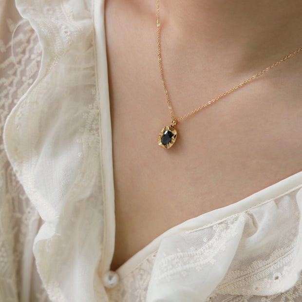 Elegant Black Diamond Vintage Oval Necklace