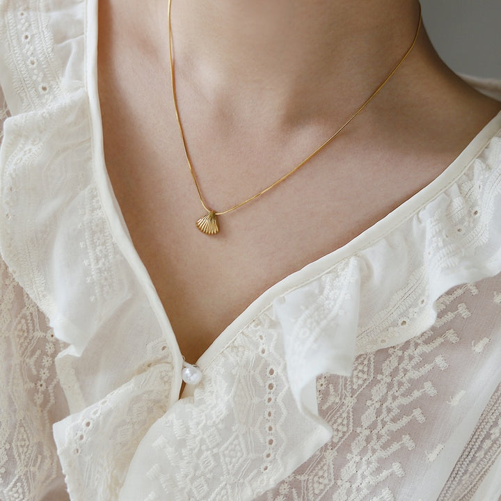 Scalloped Shell Necklace