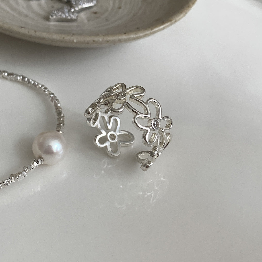 Openwork Floral Ring