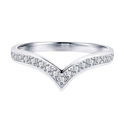 ‘Classic love’V-shaped Moissanite Diamond Ring