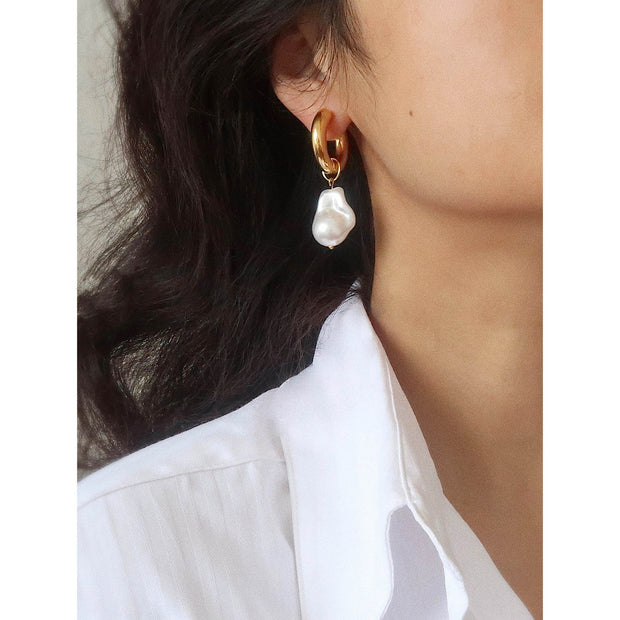 Baroque pearl earrings retro simple earrings