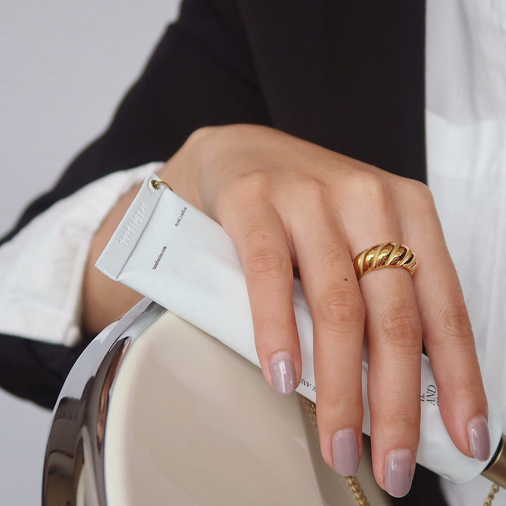 Rope Dome Ring