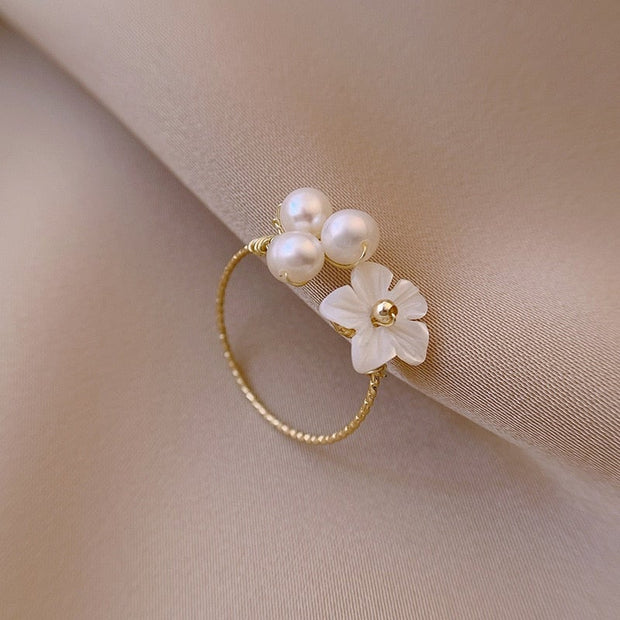 Natural freshwater pearl ring